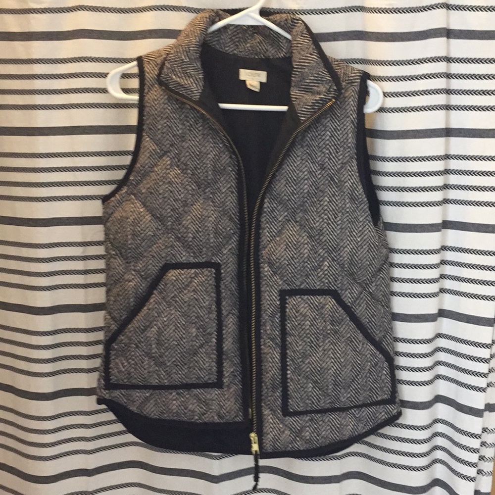 J. Crew Puffer vest. EUC! XS